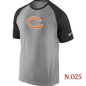 Mens Chicago Bears Ash Tri Big Play Raglan T-Shirt Grey- Black
